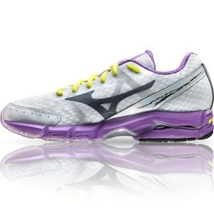 Mizuno running sneakers